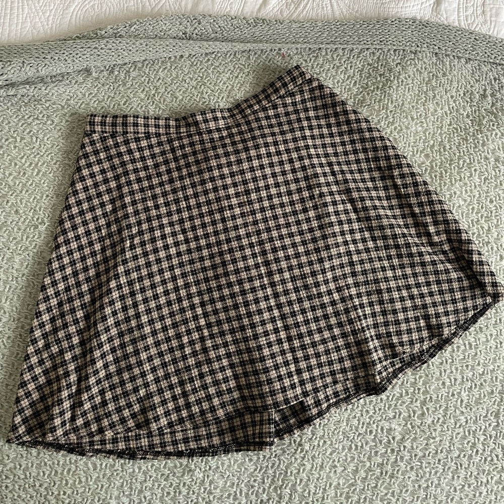 Tiled skirt